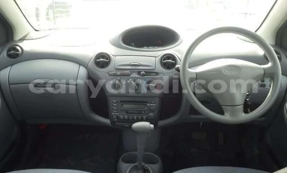 Tenga Imported Toyota Vitz Bhuruu Mota in Lusaka in Zambia Tenga Imported Toyota Vitz Bhuruu Mota in Lusaka in Zambia