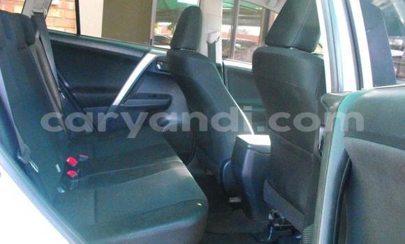 Tenga Tsaru Toyota RAV4 Zvimwe Mota in Chipata in Zambia Tenga Tsaru Toyota RAV4 Zvimwe Mota in Chipata in Zambia