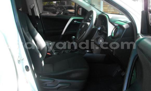 Tenga Tsaru Toyota RAV4 Zvimwe Mota in Chipata in Zambia Tenga Tsaru Toyota RAV4 Zvimwe Mota in Chipata in Zambia