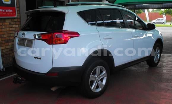 Tenga Tsaru Toyota RAV4 Zvimwe Mota in Chipata in Zambia Tenga Tsaru Toyota RAV4 Zvimwe Mota in Chipata in Zambia