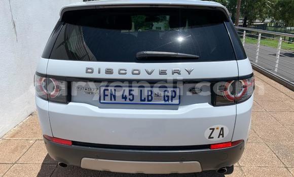 Nunua Ilio tumika Land Rover Discovery Sport Nyeupe Gari ndani ya Kitwe nchini Zambia Nunua Ilio tumika Land Rover Discovery Sport Nyeupe Gari ndani ya Kitwe nchini Zambia