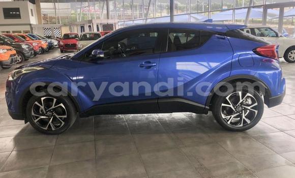 Acheter Occasion Voiture Toyota C-HR Bleu à Katete, Est Acheter Occasion Voiture Toyota C-HR Bleu à Katete, Est