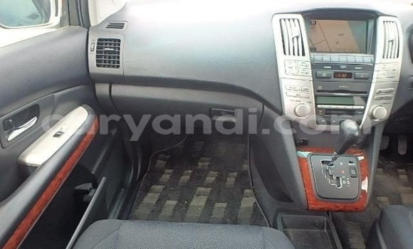 Acheter Import Voiture Toyota Harrier Gris à Lusaka, Zambie Acheter Import Voiture Toyota Harrier Gris à Lusaka, Zambie