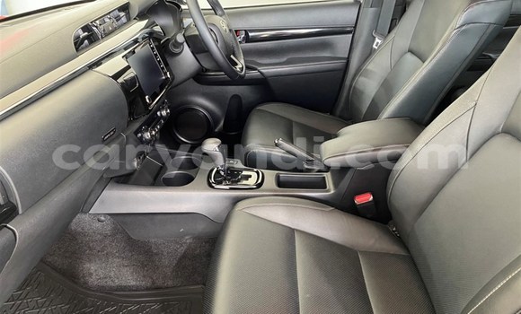 Acheter Occasion Voiture Toyota Hilux Gris à Lusaka, Zambie Acheter Occasion Voiture Toyota Hilux Gris à Lusaka, Zambie