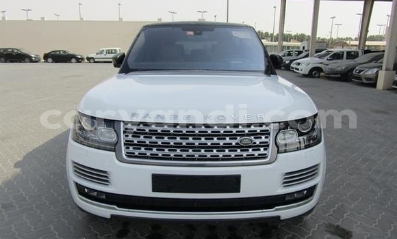 Buy Used Land Rover Range Rover White Car in Chambishi in Copperbelt