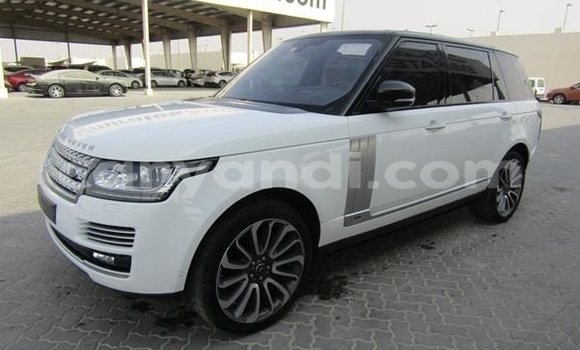 Acheter Occasion Voiture Land Rover Range Rover Blanc à Chambishi, Copperbelt Acheter Occasion Voiture Land Rover Range Rover Blanc à Chambishi, Copperbelt