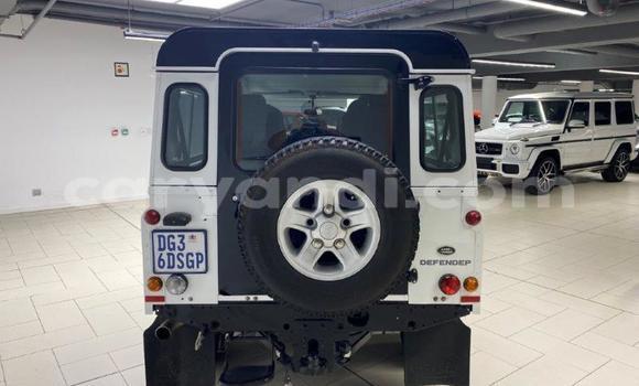 Tenga Tsaru Land Rover Defender Zvimwe Mota in Mufulira in Zambia Tenga Tsaru Land Rover Defender Zvimwe Mota in Mufulira in Zambia