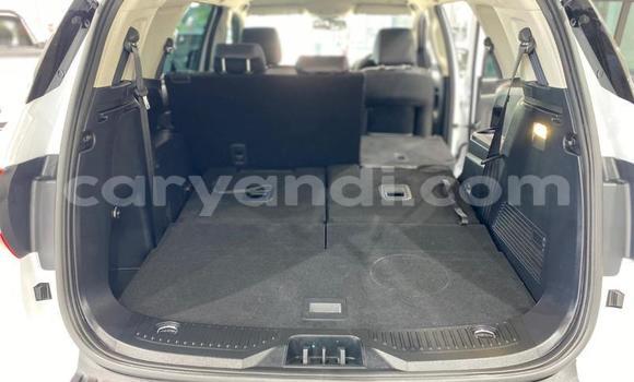 Nunua Ilio tumika Ford Everest Nyeupe Gari ndani ya Chingola nchini Zambia Nunua Ilio tumika Ford Everest Nyeupe Gari ndani ya Chingola nchini Zambia