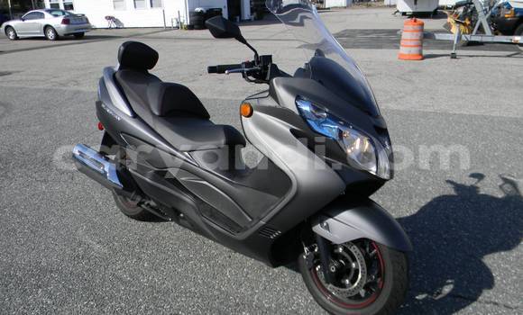 Acheter Occasion Moto Suzuki Burgman Noir à Import - Dubai, Zambie Acheter Occasion Moto Suzuki Burgman Noir à Import - Dubai, Zambie