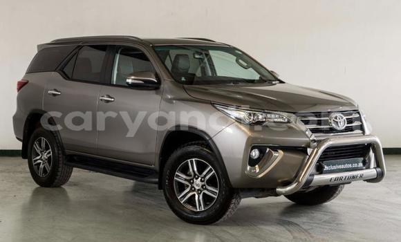 Acheter Occasion Voiture Toyota Fortuner Autre à Kitwe, Zambie Acheter Occasion Voiture Toyota Fortuner Autre à Kitwe, Zambie