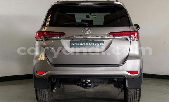 Acheter Occasion Voiture Toyota Fortuner Autre à Kitwe, Zambie Acheter Occasion Voiture Toyota Fortuner Autre à Kitwe, Zambie