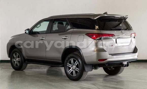 Acheter Occasion Voiture Toyota Fortuner Autre à Kitwe, Zambie Acheter Occasion Voiture Toyota Fortuner Autre à Kitwe, Zambie