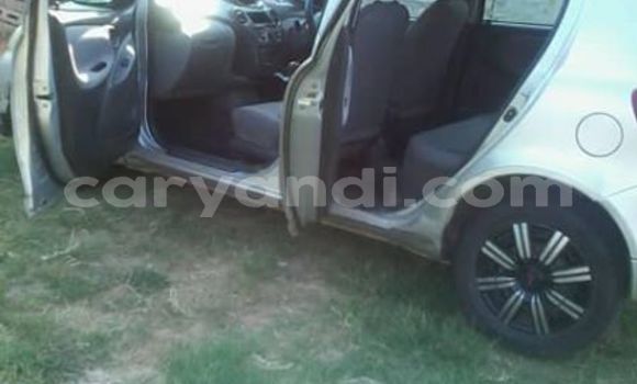 Buy Used Toyota Vitz Silver Car in Mufulira in Zambia Buy Used Toyota Vitz Silver Car in Mufulira in Zambia
