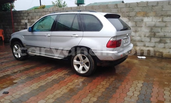 Acheter Occasion Voiture BMW X5 Gris à Lusaka, Zambie Acheter Occasion Voiture BMW X5 Gris à Lusaka, Zambie