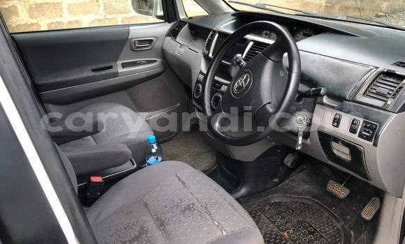 Acheter Occasion Voiture Toyota Noah Blanc à Lusaka, Zambie Acheter Occasion Voiture Toyota Noah Blanc à Lusaka, Zambie