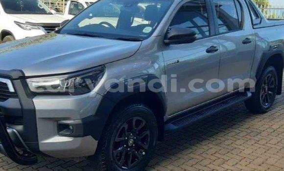 Tenga Tsaru Toyota Hilux Sirivha Mota in Chipata in Zambia Tenga Tsaru Toyota Hilux Sirivha Mota in Chipata in Zambia