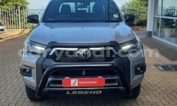 Tenga Tsaru Toyota Hilux Sirivha Mota in Chipata in Zambia Tenga Tsaru Toyota Hilux Sirivha Mota in Chipata in Zambia