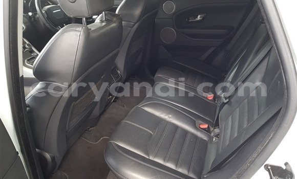 Acheter Occasion Voiture Land Rover Range Rover Evoque Blanc à Kitwe, Zambie Acheter Occasion Voiture Land Rover Range Rover Evoque Blanc à Kitwe, Zambie