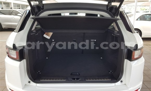 Acheter Occasion Voiture Land Rover Range Rover Evoque Blanc à Kitwe, Zambie Acheter Occasion Voiture Land Rover Range Rover Evoque Blanc à Kitwe, Zambie