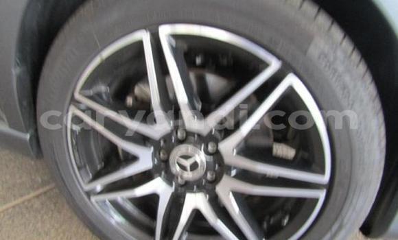 Nunua Ilio tumika Mercedes‒Benz Viano Fedha Gari ndani ya Chinsali nchini Kaskazini Nunua Ilio tumika Mercedes‒Benz Viano Fedha Gari ndani ya Chinsali nchini Kaskazini