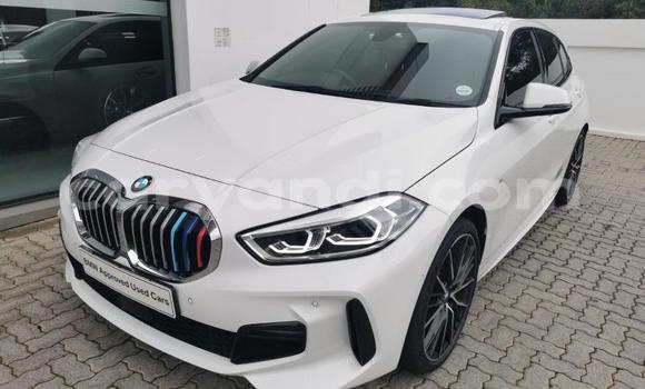Acheter Occasion Voiture BMW 1-Series Blanc à Chinsali, Nord Acheter Occasion Voiture BMW 1-Series Blanc à Chinsali, Nord