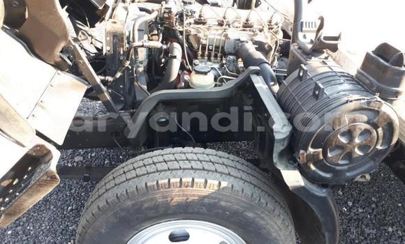 Acheter Occasion Utilitaire Toyota Dyna Blanc à Isoka, Nord Acheter Occasion Utilitaire Toyota Dyna Blanc à Isoka, Nord