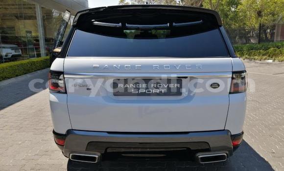 Acheter Occasion Voiture Range Rover Range Rover Blanc à Chipata, Zambie Acheter Occasion Voiture Range Rover Range Rover Blanc à Chipata, Zambie
