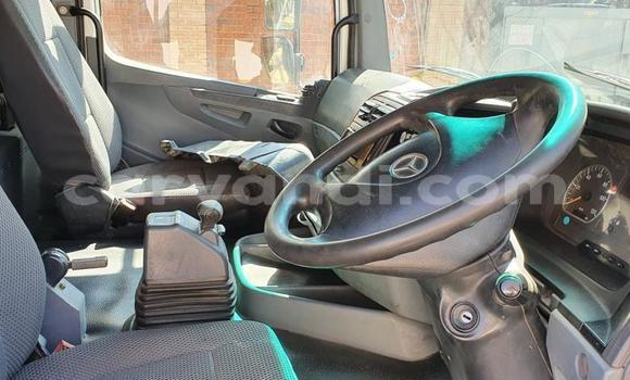 Acheter Occasion Utilitaire Mercedes–Benz Tipper Blanc à Kalengwa, Nord-Ouest Acheter Occasion Utilitaire Mercedes–Benz Tipper Blanc à Kalengwa, Nord-Ouest