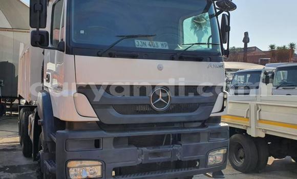 Acheter Occasion Utilitaire Mercedes–Benz Tipper Blanc à Kalengwa, Nord-Ouest Acheter Occasion Utilitaire Mercedes–Benz Tipper Blanc à Kalengwa, Nord-Ouest