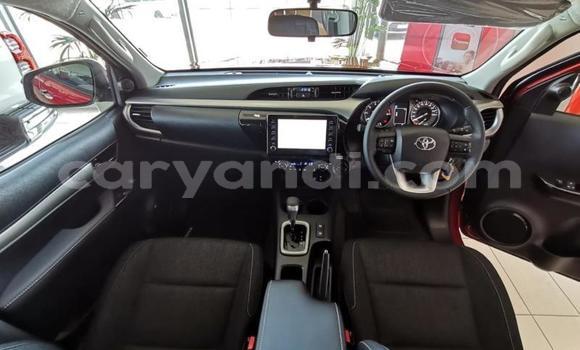 Nunua Ilio tumika Toyota Hilux Nyekundu Gari ndani ya Lusaka nchini Zambia Nunua Ilio tumika Toyota Hilux Nyekundu Gari ndani ya Lusaka nchini Zambia