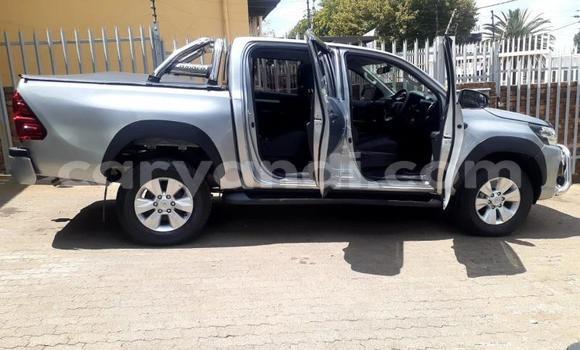 Buy Used Toyota Hilux Silver Car in Lusaka in Zambia Buy Used Toyota Hilux Silver Car in Lusaka in Zambia