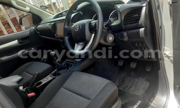 Buy Used Toyota Hilux Silver Car in Lusaka in Zambia Buy Used Toyota Hilux Silver Car in Lusaka in Zambia