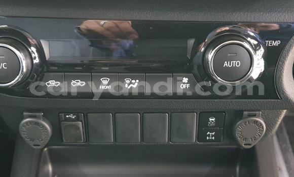 Acheter Occasion Voiture Toyota Hilux Blanc à Lusaka, Zambie Acheter Occasion Voiture Toyota Hilux Blanc à Lusaka, Zambie