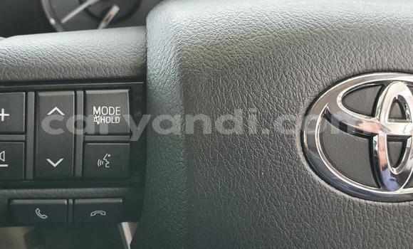 Acheter Occasion Voiture Toyota Hilux Blanc à Lusaka, Zambie Acheter Occasion Voiture Toyota Hilux Blanc à Lusaka, Zambie