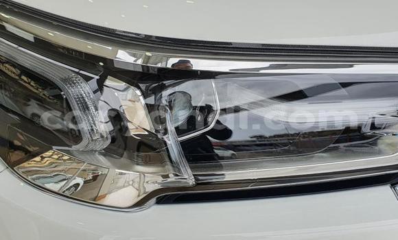 Acheter Occasion Voiture Toyota Hilux Blanc à Lusaka, Zambie Acheter Occasion Voiture Toyota Hilux Blanc à Lusaka, Zambie