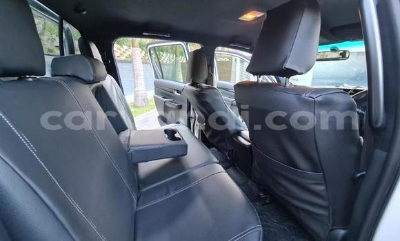 Buy Used Toyota Hilux White Car in Lusaka in Zambia Buy Used Toyota Hilux White Car in Lusaka in Zambia