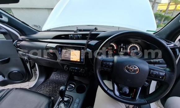 Buy Used Toyota Hilux White Car in Lusaka in Zambia Buy Used Toyota Hilux White Car in Lusaka in Zambia