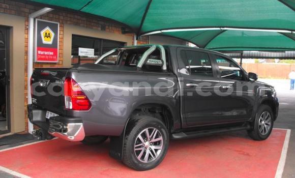 Nunua Ilio tumika Toyota Hilux Fedha Gari ndani ya Lusaka nchini Zambia Nunua Ilio tumika Toyota Hilux Fedha Gari ndani ya Lusaka nchini Zambia