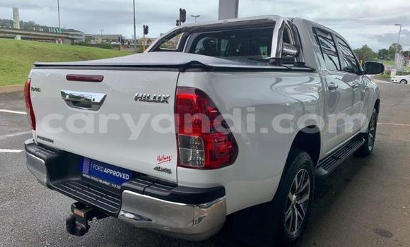 Buy Used Toyota Hilux White Car in Lusaka in Zambia Buy Used Toyota Hilux White Car in Lusaka in Zambia