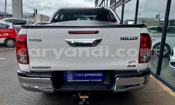 Buy Used Toyota Hilux White Car in Lusaka in Zambia Buy Used Toyota Hilux White Car in Lusaka in Zambia