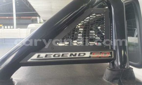 Acheter Occasion Voiture Toyota Hilux Blanc à Chambishi, Copperbelt Acheter Occasion Voiture Toyota Hilux Blanc à Chambishi, Copperbelt