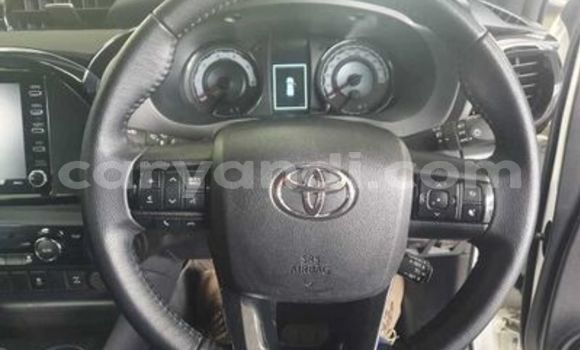 Acheter Occasion Voiture Toyota Hilux Blanc à Chambishi, Copperbelt Acheter Occasion Voiture Toyota Hilux Blanc à Chambishi, Copperbelt