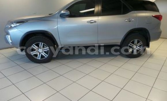 Acheter Occasion Voiture Toyota Fortuner Gris à Lundazi, Est Acheter Occasion Voiture Toyota Fortuner Gris à Lundazi, Est
