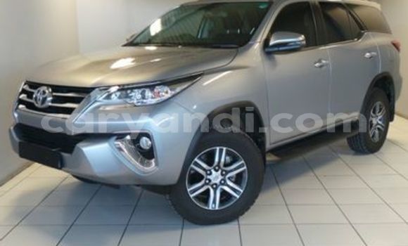Acheter Occasion Voiture Toyota Fortuner Gris à Lundazi, Est Acheter Occasion Voiture Toyota Fortuner Gris à Lundazi, Est