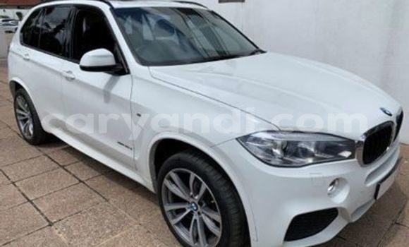 Acheter Occasion Voiture BMW X5 Blanc à Chambishi, Copperbelt Acheter Occasion Voiture BMW X5 Blanc à Chambishi, Copperbelt
