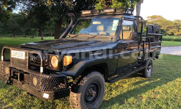 Buy Used Toyota Land Cruiser Green Car in Lusaka in Zambia Buy Used Toyota Land Cruiser Green Car in Lusaka in Zambia