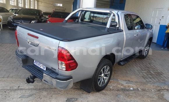 Acheter Occasion Voiture Toyota Hilux Gris à Chipata, Zambie Acheter Occasion Voiture Toyota Hilux Gris à Chipata, Zambie