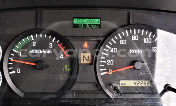 Buy Used Isuzu Trooper White Car in Import - Dubai in Zambia Buy Used Isuzu Trooper White Car in Import - Dubai in Zambia