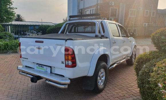 Buy Import Toyota Hilux White Car in Import - Dubai in Zambia Buy Import Toyota Hilux White Car in Import - Dubai in Zambia