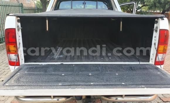 Buy Import Toyota Hilux White Car in Import - Dubai in Zambia Buy Import Toyota Hilux White Car in Import - Dubai in Zambia